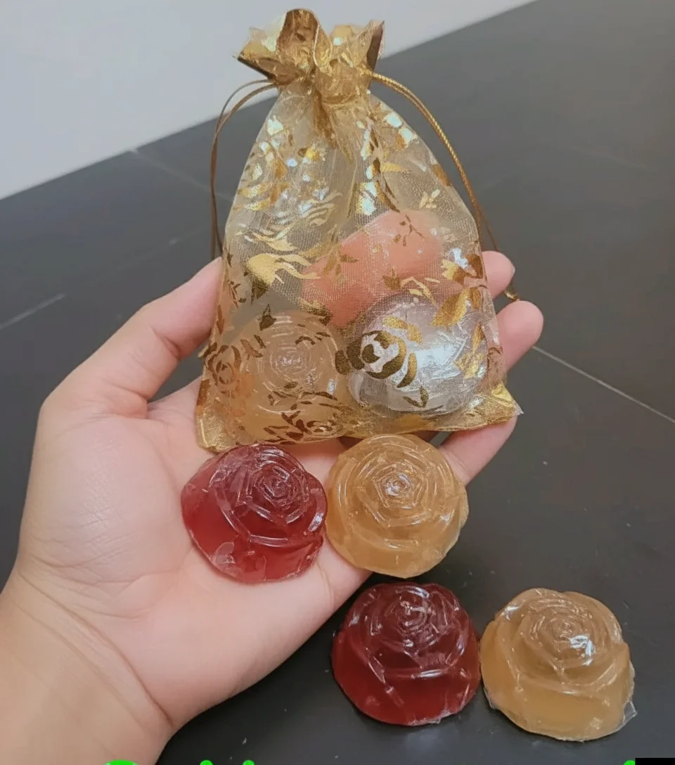 Rose Shaped Soaps Gift Set 1