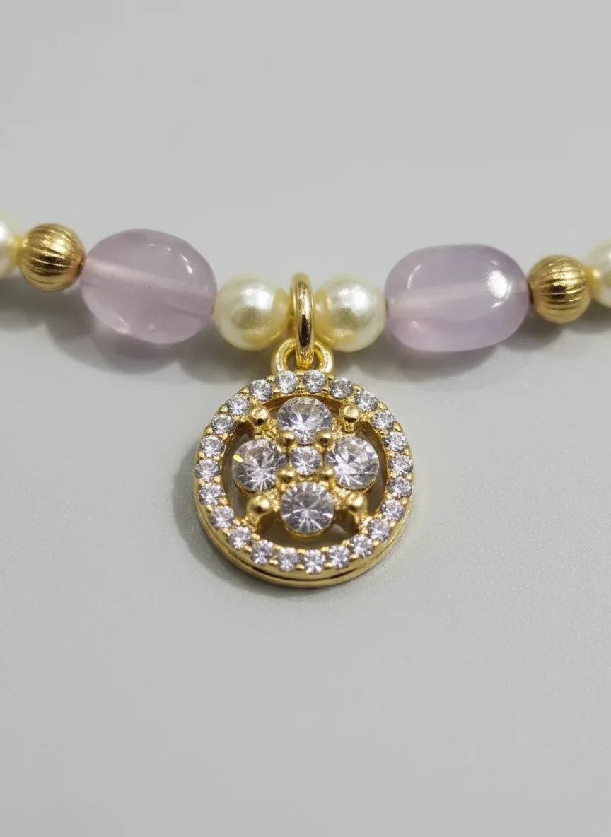 “Pearl Glow Pendant Chain” 5
