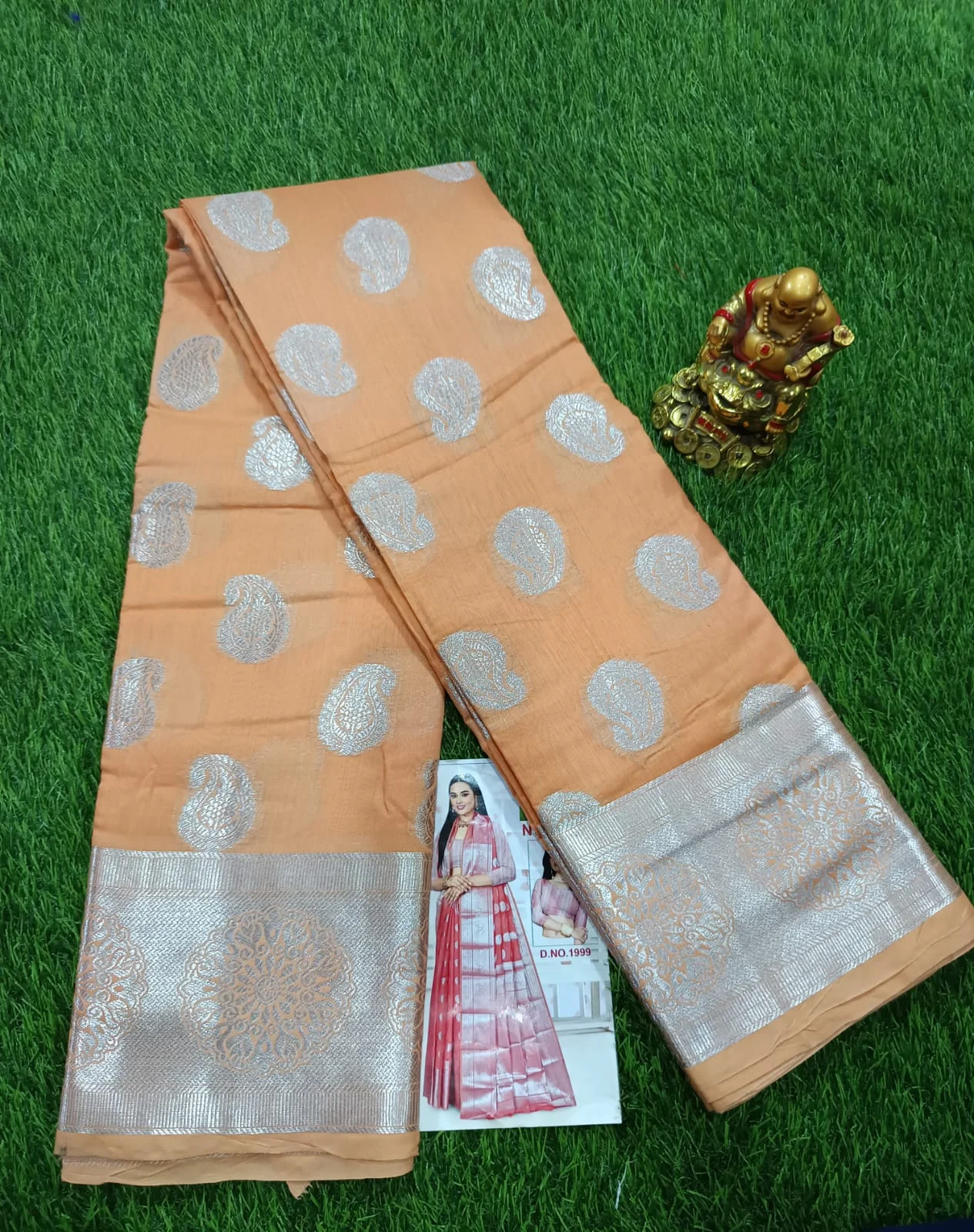 Beautiful chanderi cotton sarees alover silver zari weaving butti , border&pallu with blouse 3