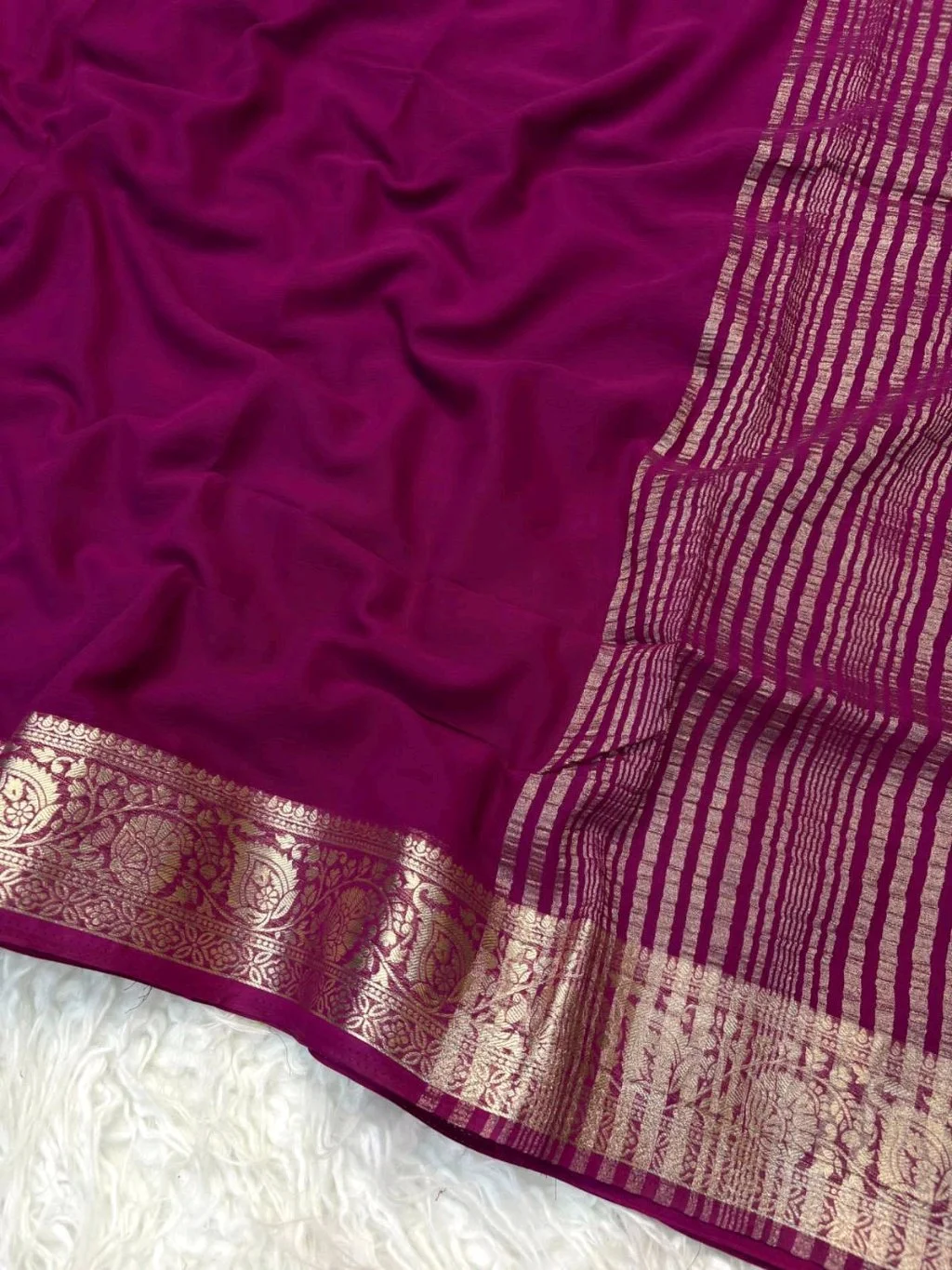 Viscose Crepe Georgette Saree with Gold Zari Border and Striped Pallu 6