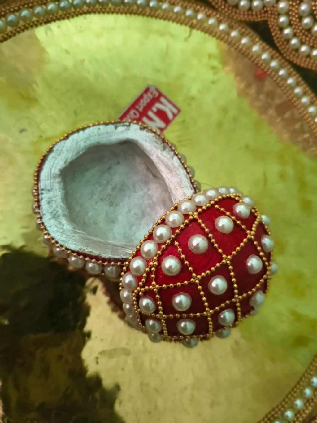 Red Pearl and Gold Decorative Balls 2