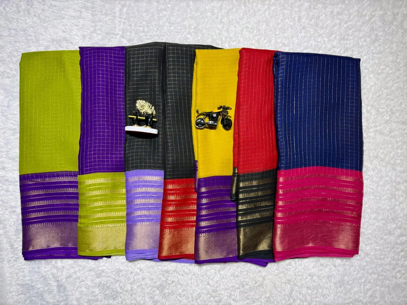 Mysore Silk Saree with Zari Border 1