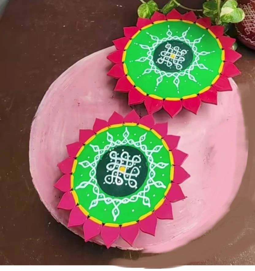 Lotus Design Decorative Manai