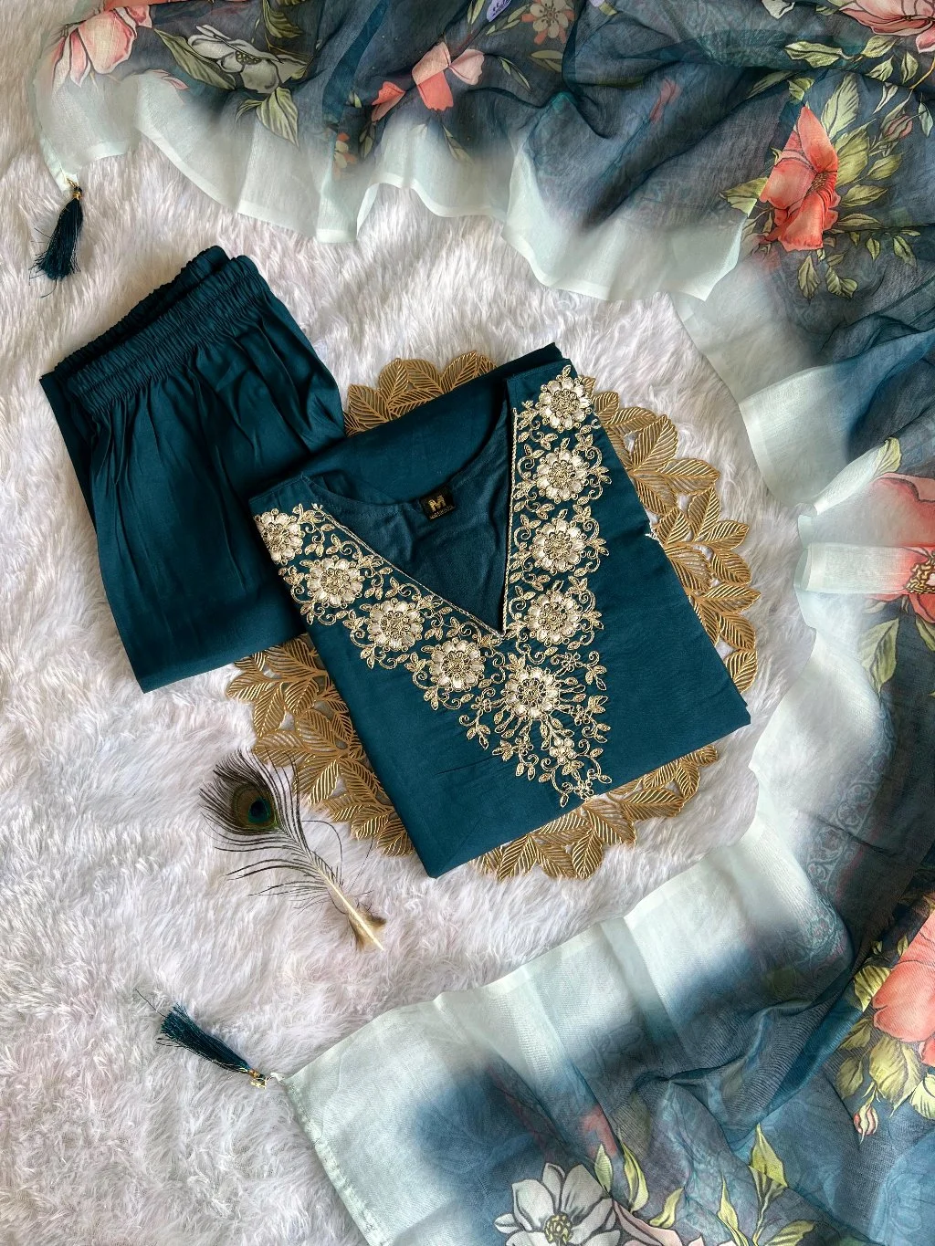 Peacock Blue Embroidered Kurti Set with Floral Dupatta 1