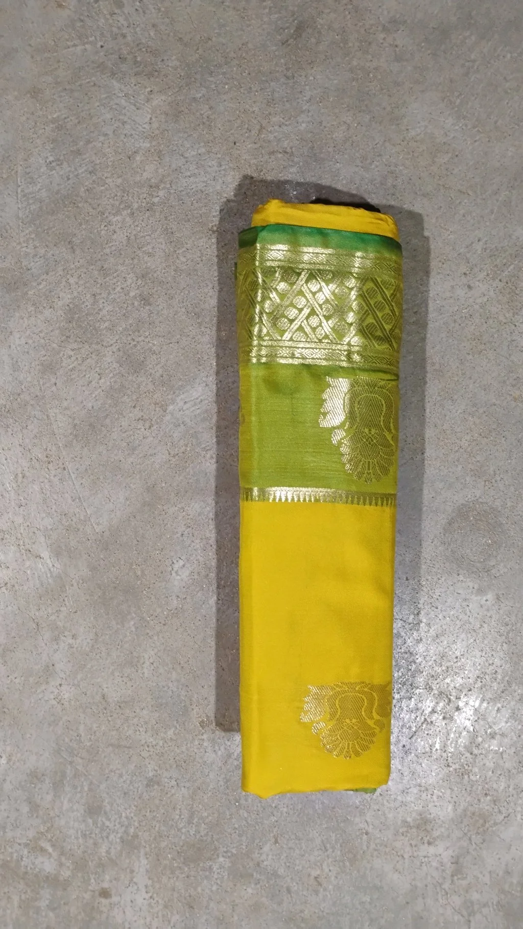 Gadwal Soft Silk Saree 4