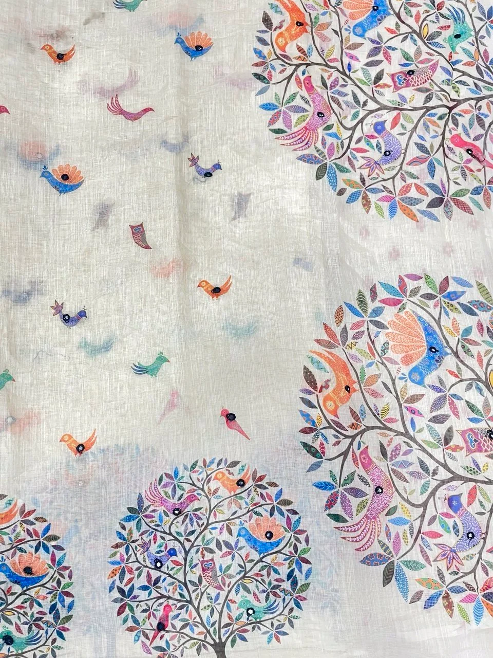 Linen Blend Saree with Tree of Life Print and Mirror Work 4
