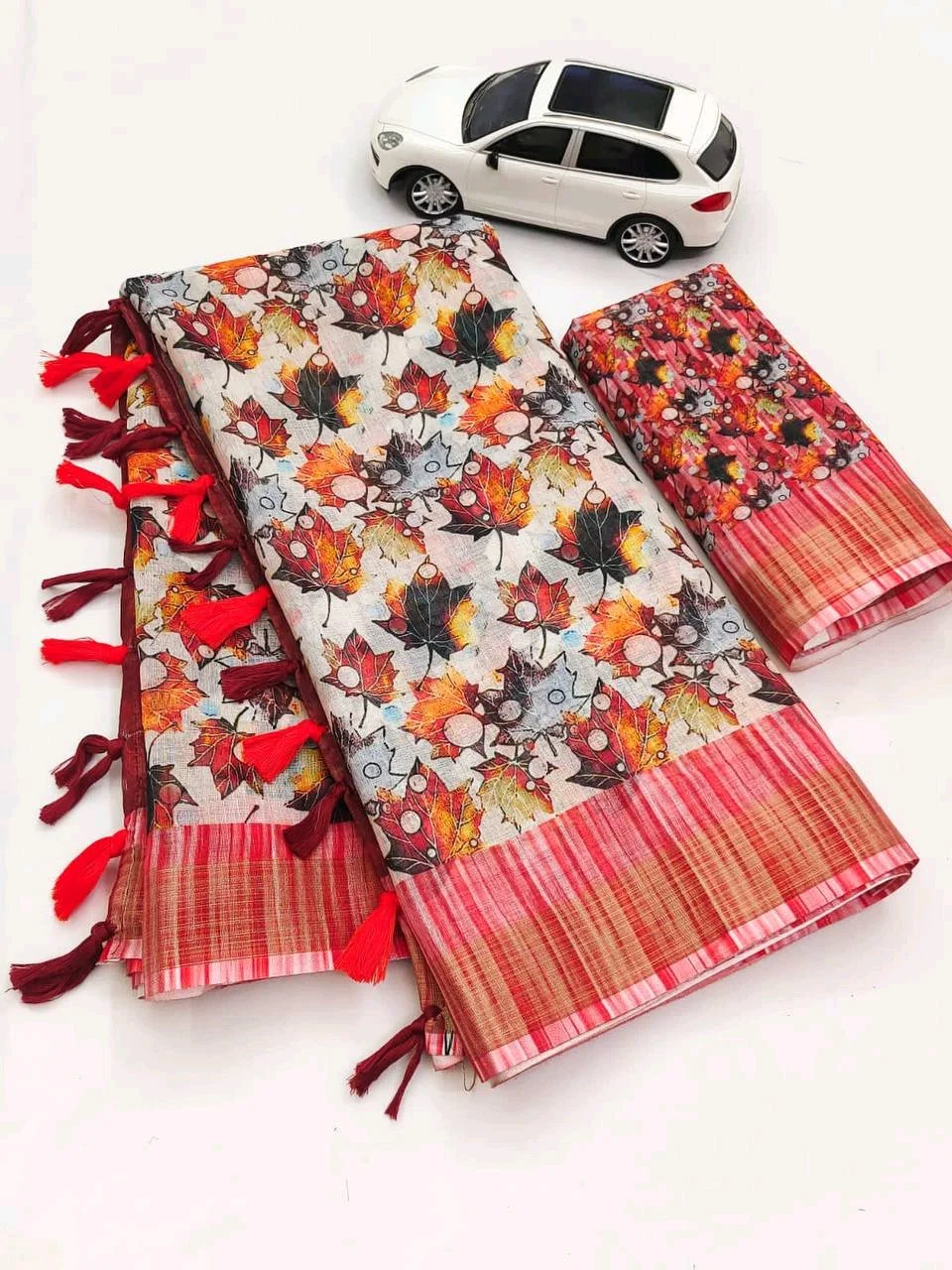 Lenin Leaf Print Saree with Tassels thumbnail 1