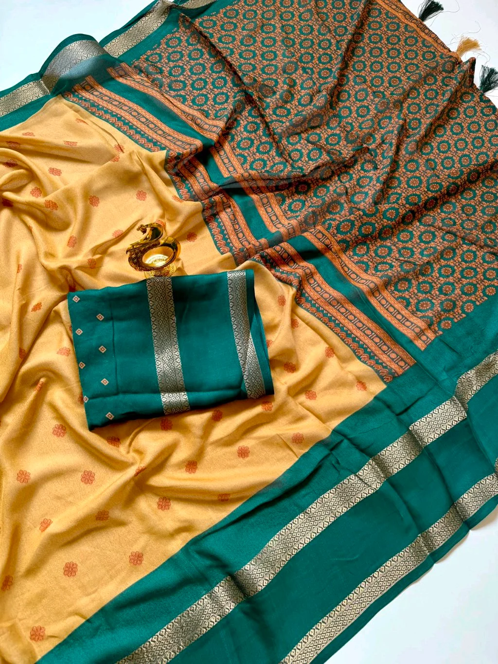 Mass Mellow bentex Sarees 5