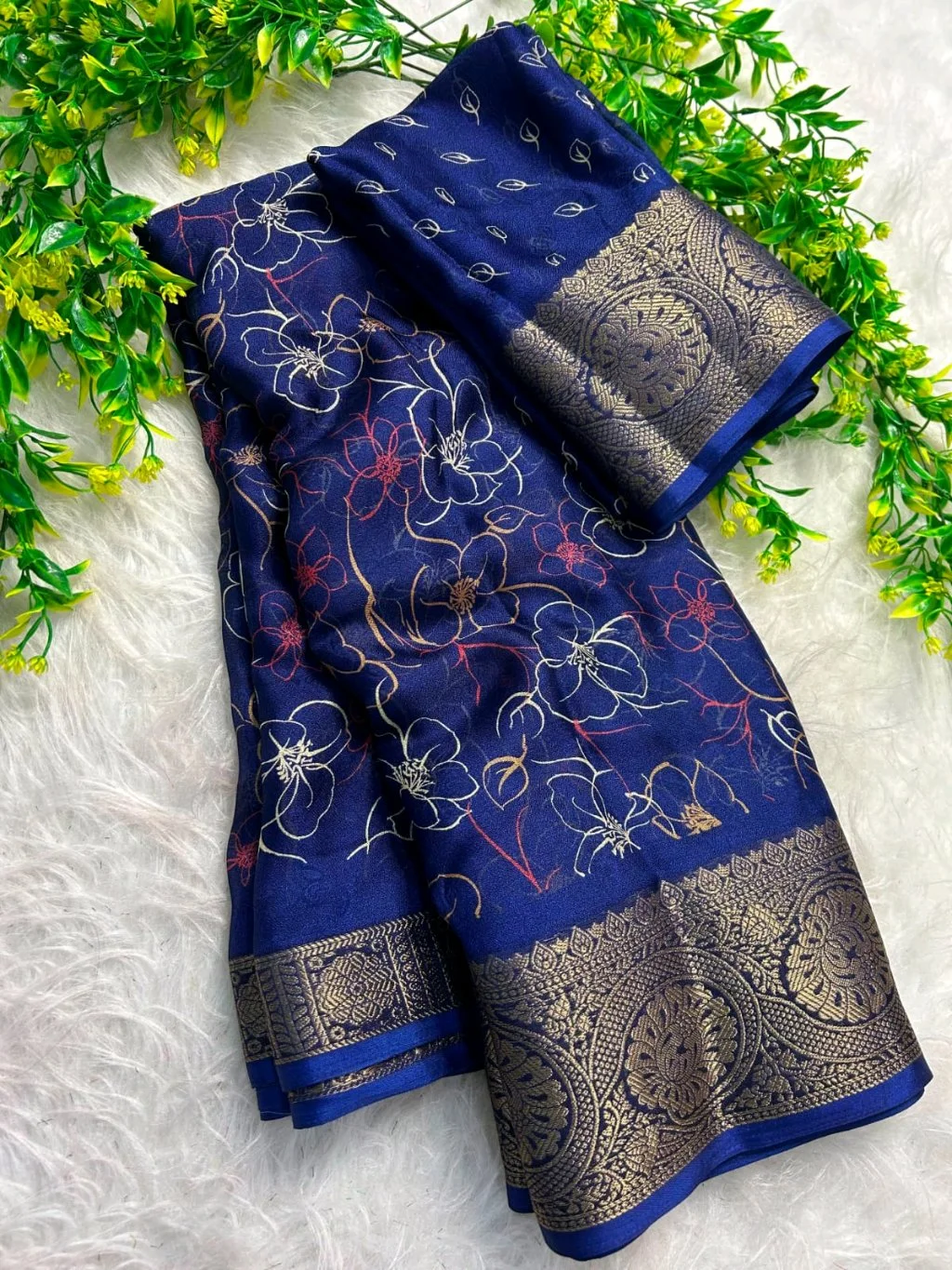 Heavy Mass Mellow Sarees thumbnail 4