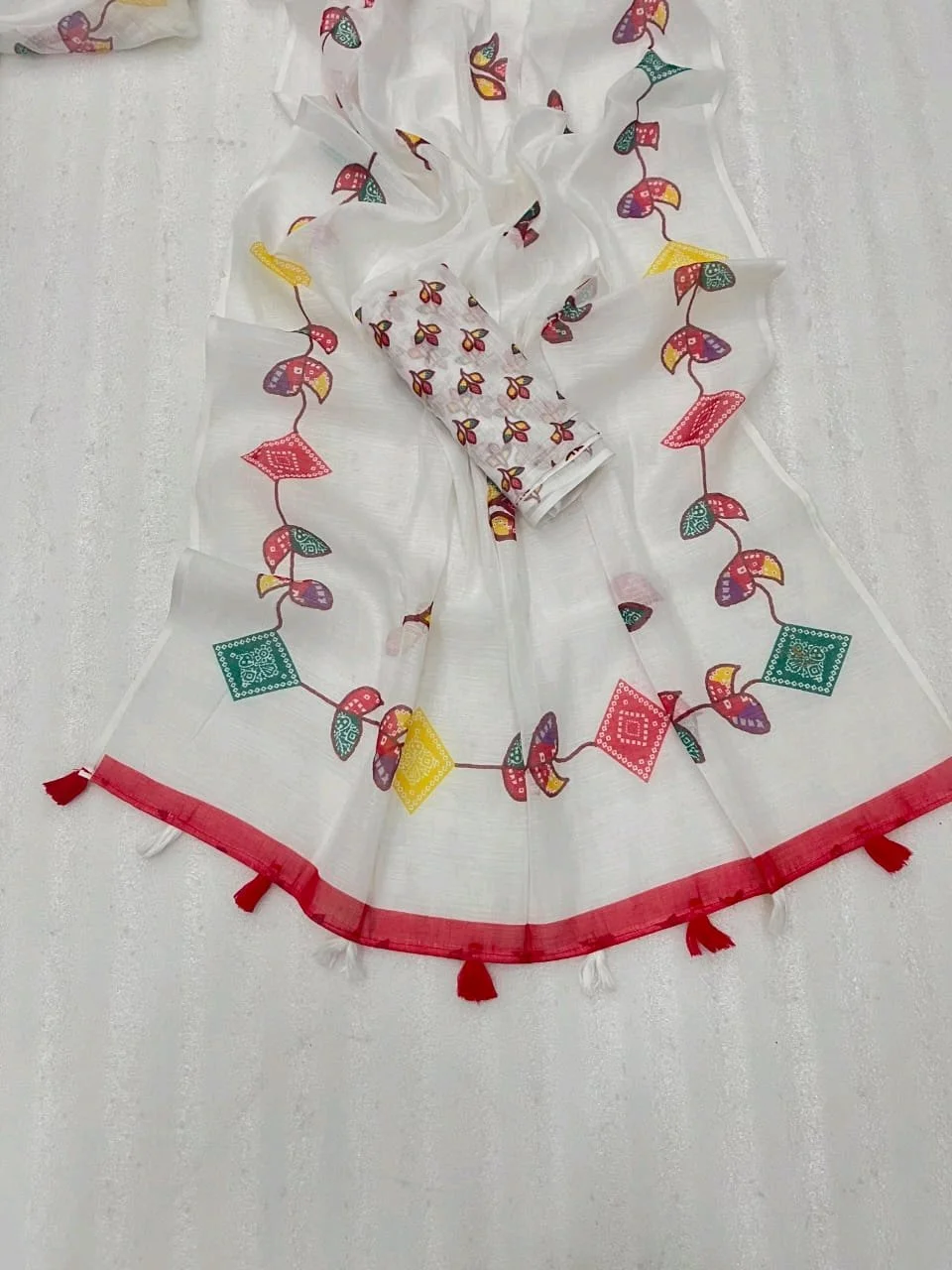 Sift Lenin Fabric Sarees thumbnail 6