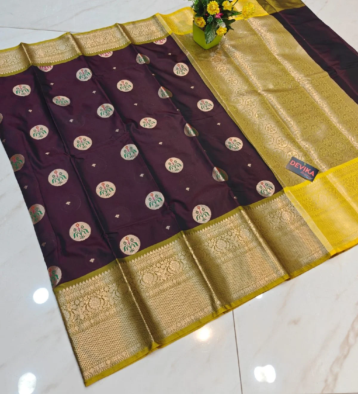 kanivaram sarees thumbnail 2