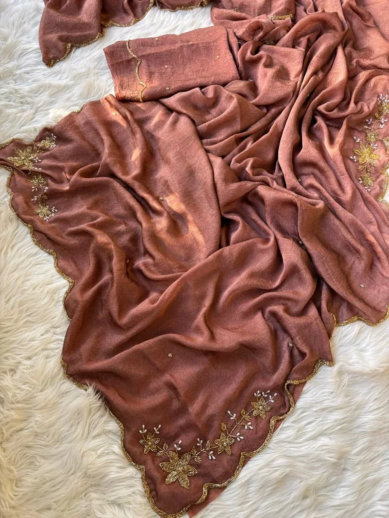 Soft Rangoli  Saree with Scalloped Gold Embroidery 9