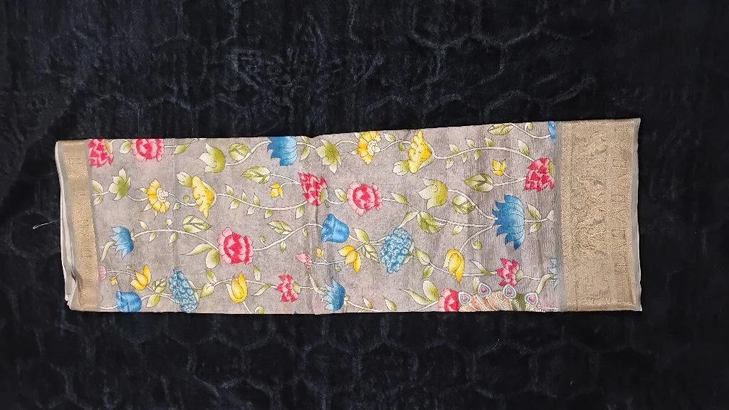 Grey Floral Peacock Print Saree with Zari Border 2