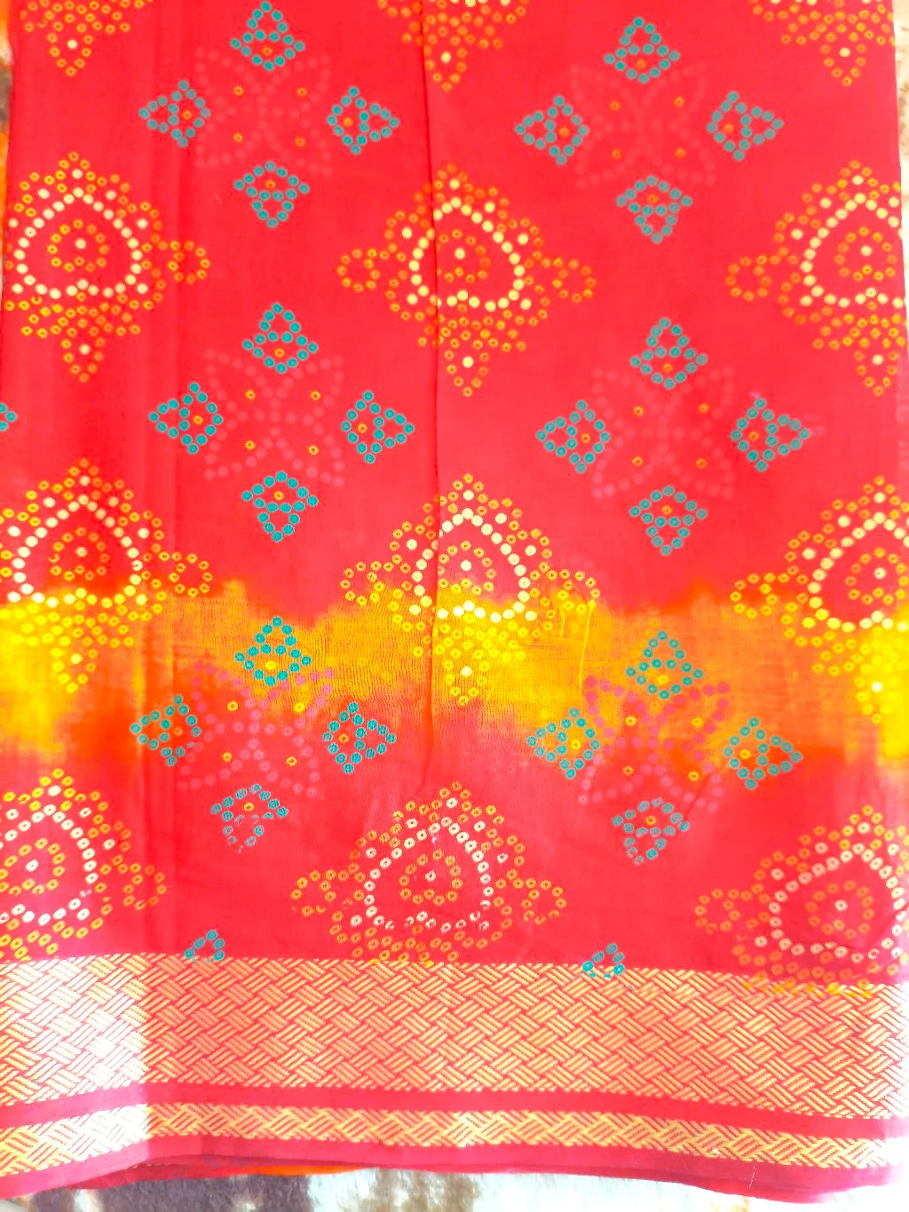 Red Bandhani Cotton Saree with Gold Zari Border 1