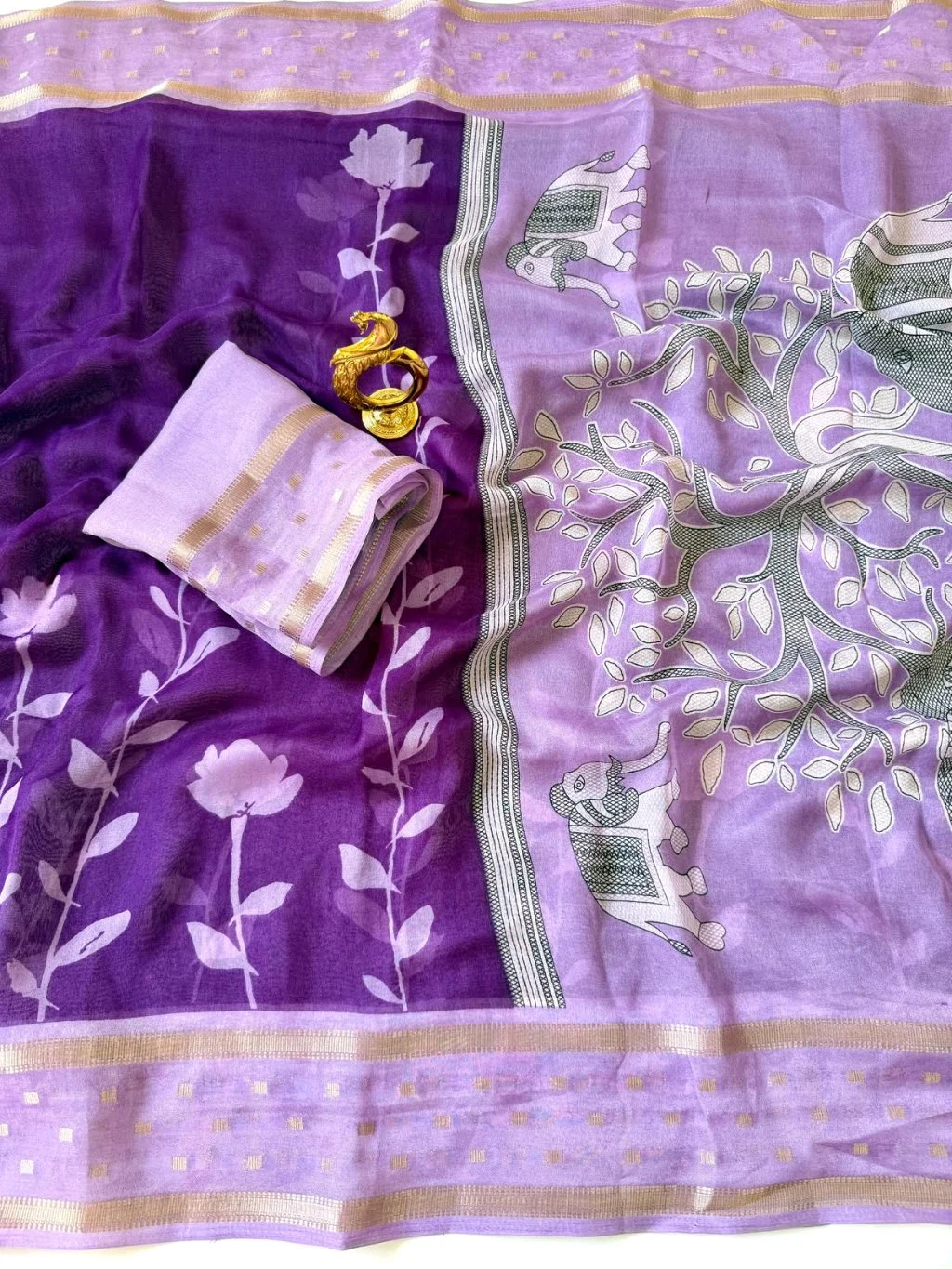 Floral Organza Saree with Zari Border 7