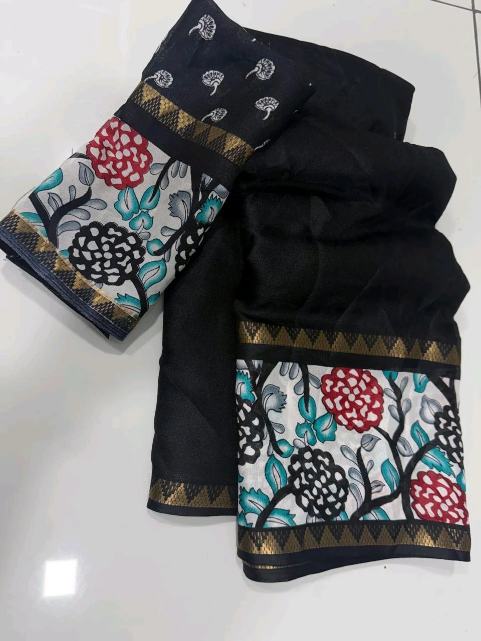 Marshmellow Sarees thumbnail 1
