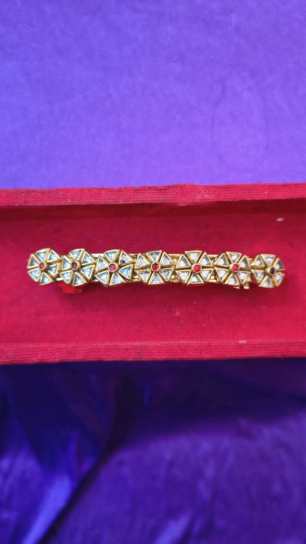 Centre Clips (Big Size) 3