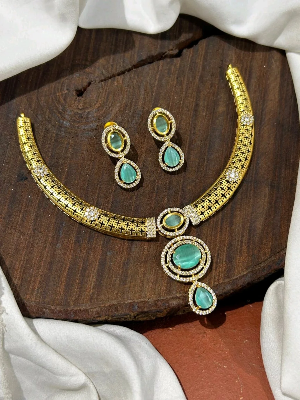 Rs 580/- necklace thumbnail 3