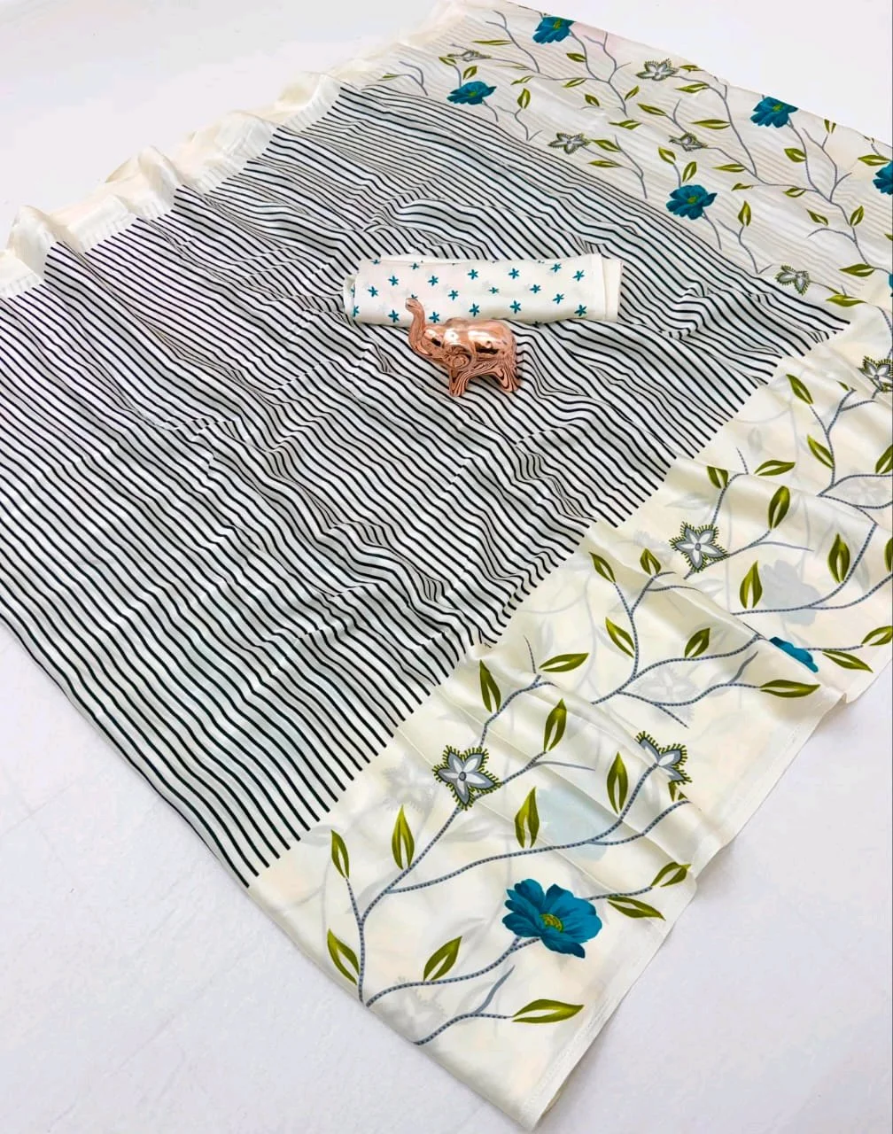 White Floral and Striped Print Saree with Blouse Piece 2