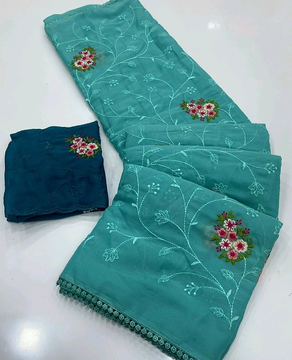 Georgette Saree with Floral Embroidery Design thumbnail 6