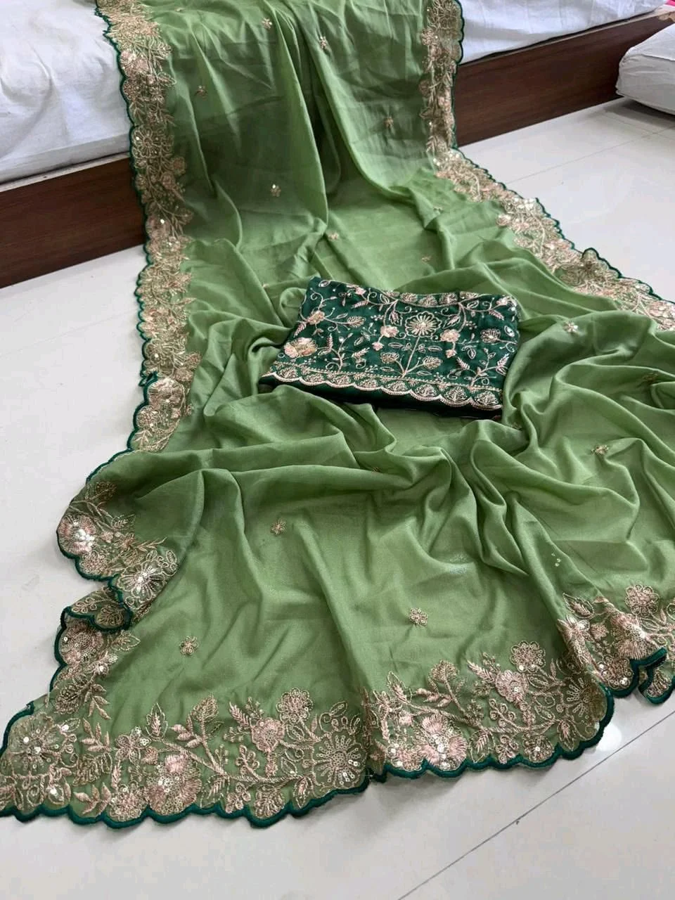 Star Georgette Saree with Blouse Piece 4