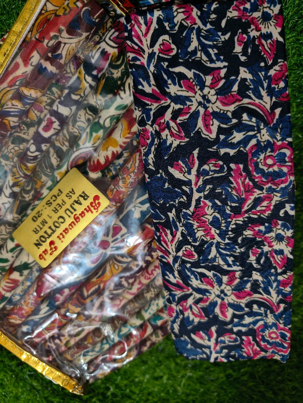 Bhagwati Fab Raju Cotton Dark Blue Floral Printed Fabric Blouse Piece 1 Meter 2