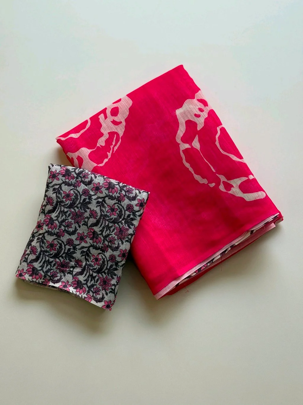 Soft Cotton Lenin Abstract Floral Print Fabric thumbnail 8