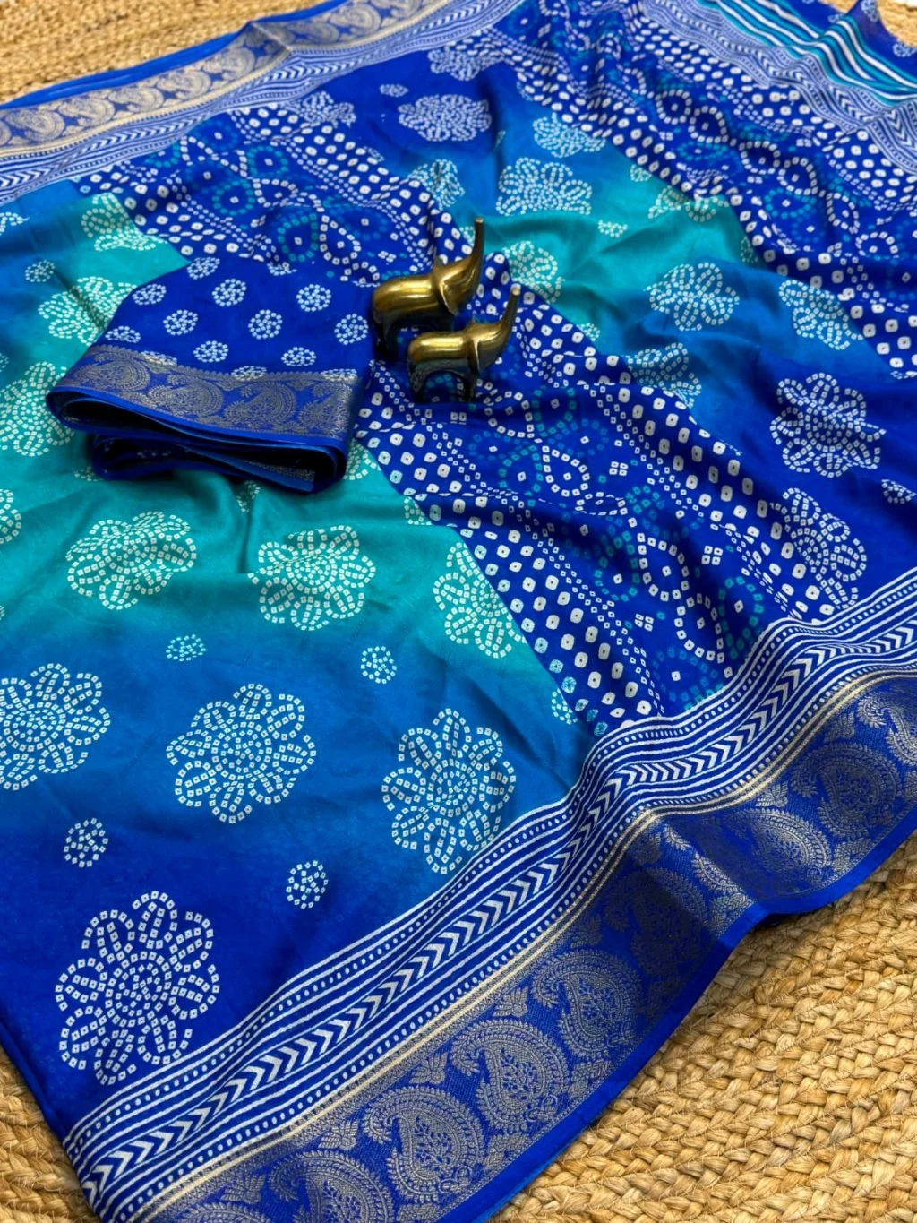 Dola Jute Jacquard Saree 1
