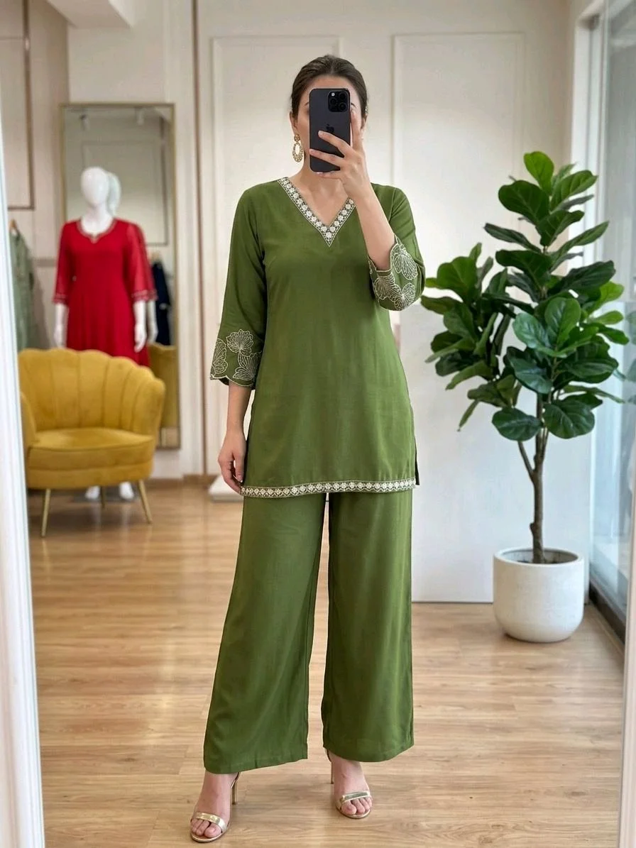 Embroidered V Neck Solid Co-ord Sets 3