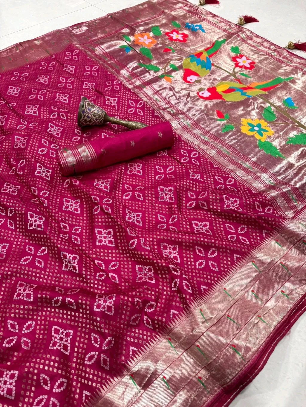 Viscose Silk Saree with Paithani Pallu thumbnail 3