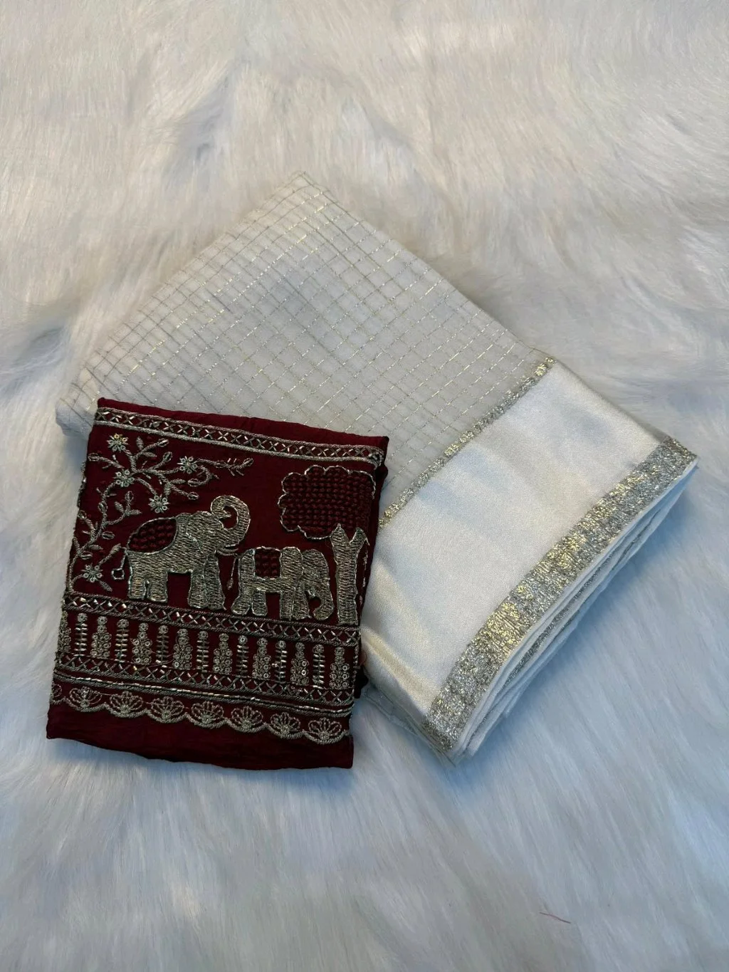 Viscose Georgette Saree with Elephant Embroidered Blouse thumbnail 4
