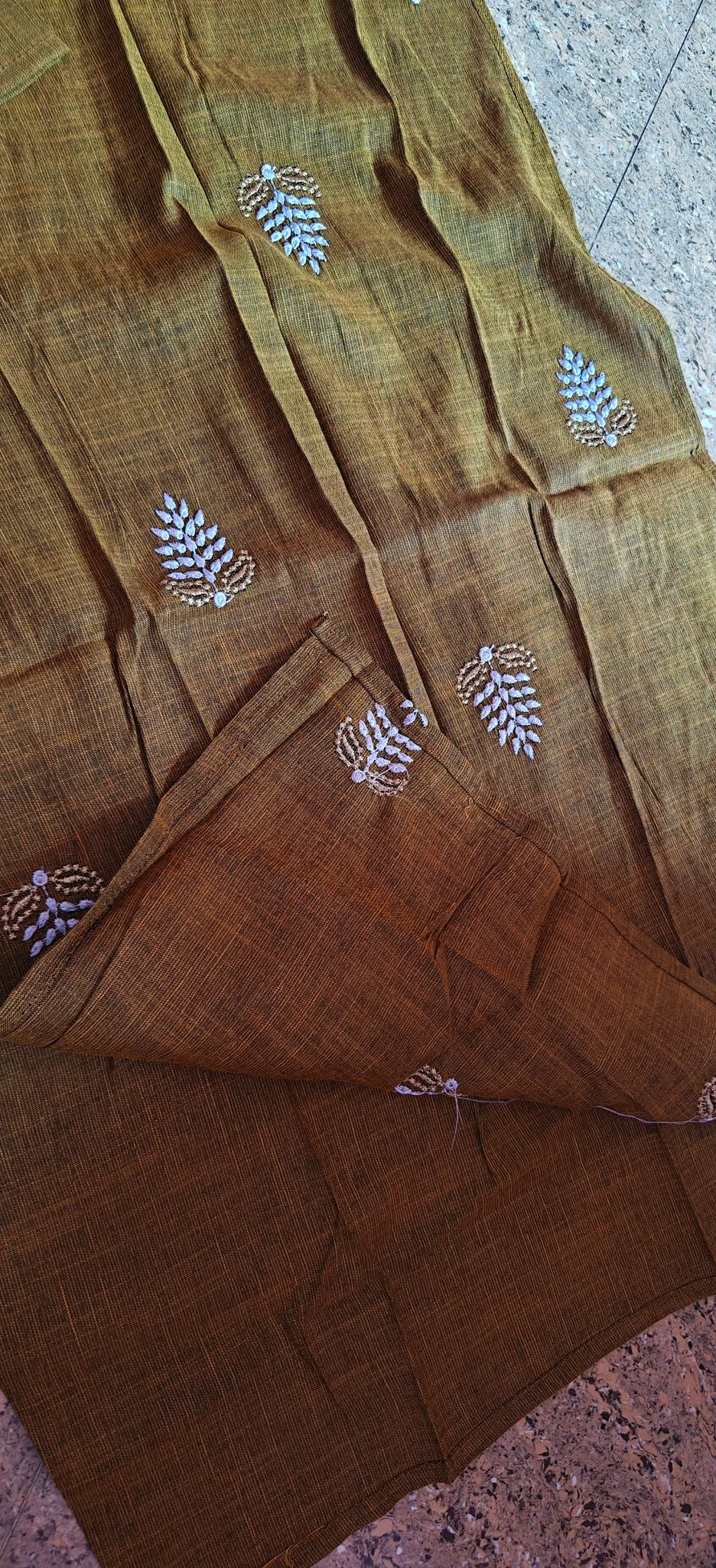 Mustard Embroidered Leaf Motif Slub Cotton Kurta thumbnail 2