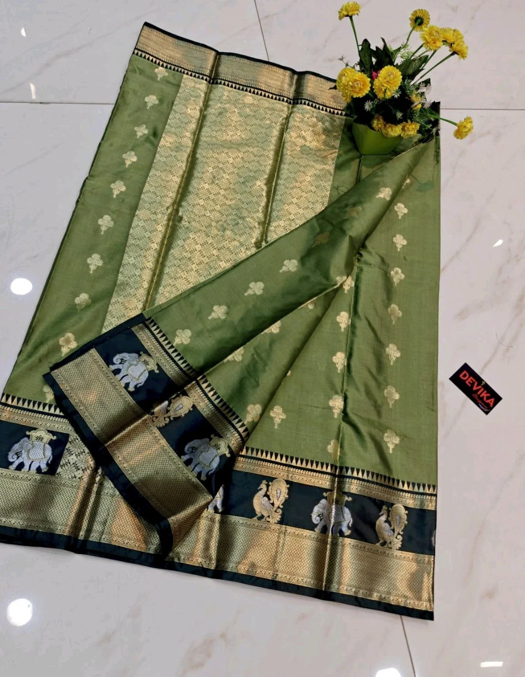 New Kanjivaram Soft Pattu Silk Blend Saree with Gold Zari Elephant Peacock Border 4