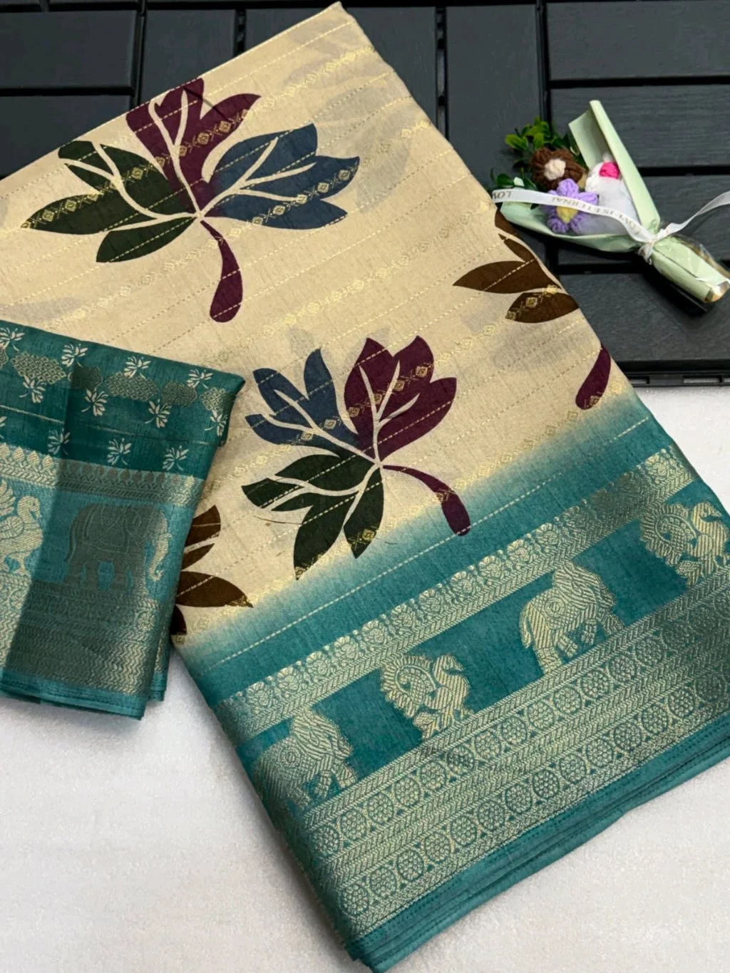 Soft Dola Kalamkari Print Saree 4