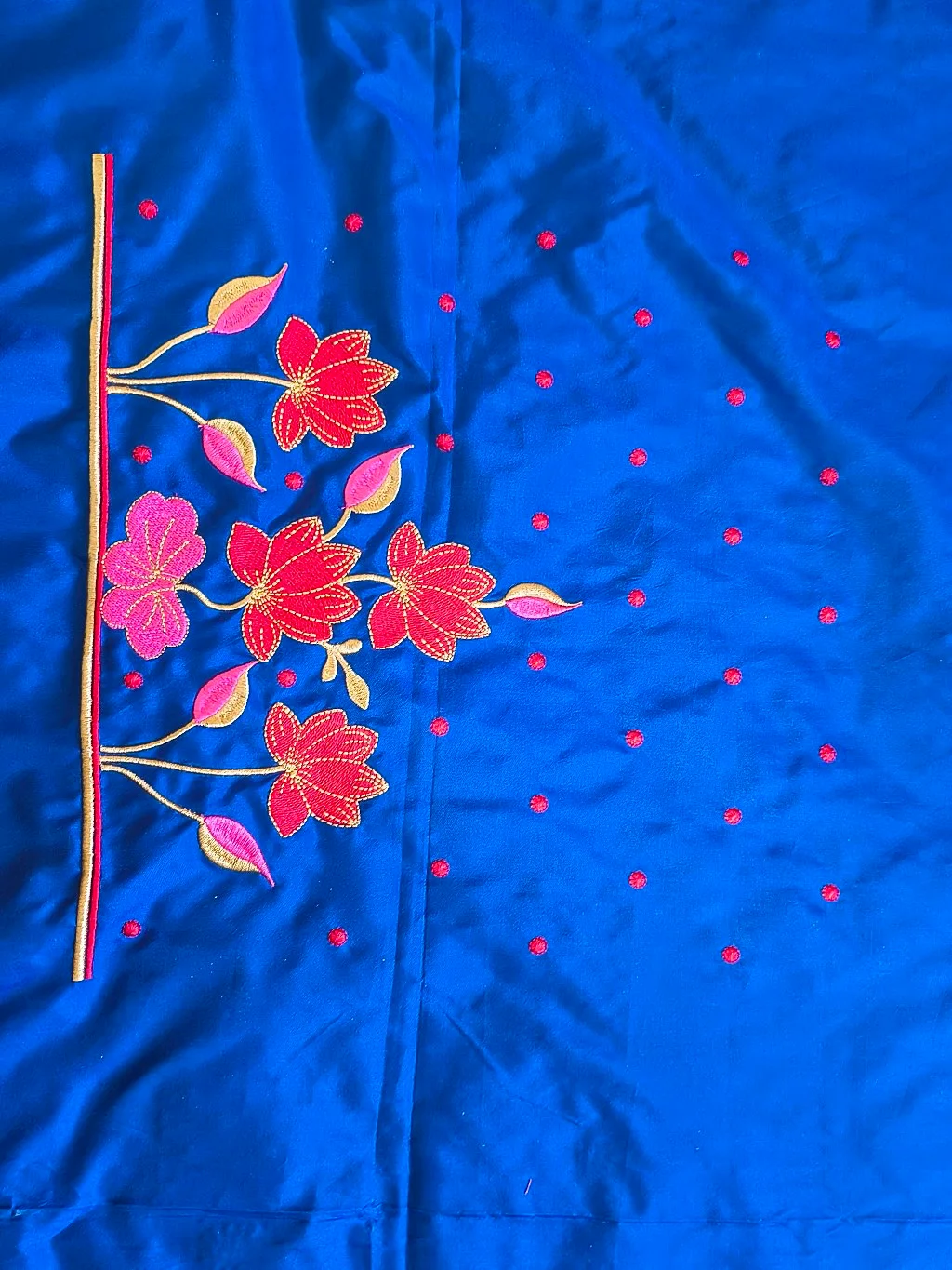 Traditional Woman Profile Computer Embroidery Blouse Piece thumbnail 4