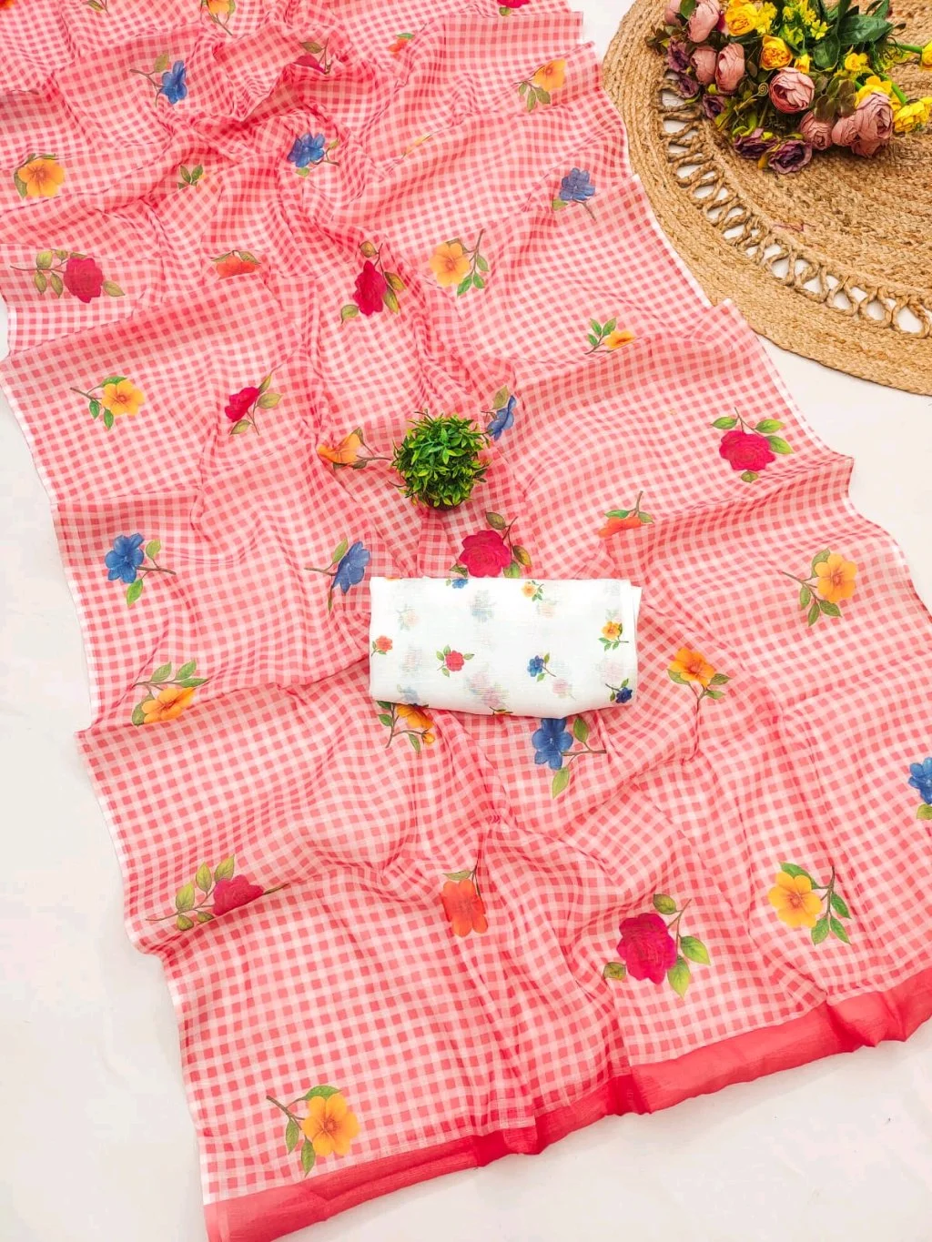 Soft Linen Cotton Checks Sarees 6