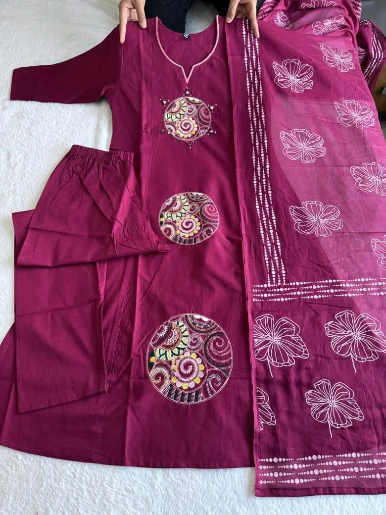 Embroidered Cotton Kurti Set with Dupatta 8