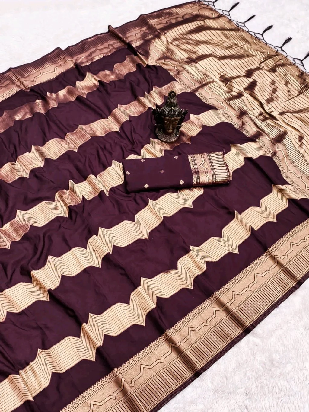 Pure Soft Khadi Georgette Saree 4