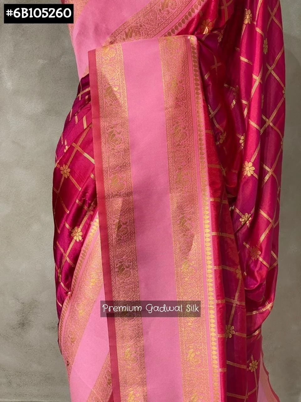 Premium Gadwal Silk Saree with Zari Checks and Contrast Pink Border 2