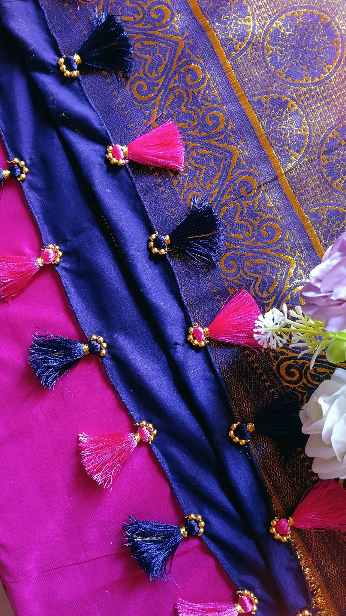 Beautiful Saree Tassels and Beads Attaching thumbnail 4