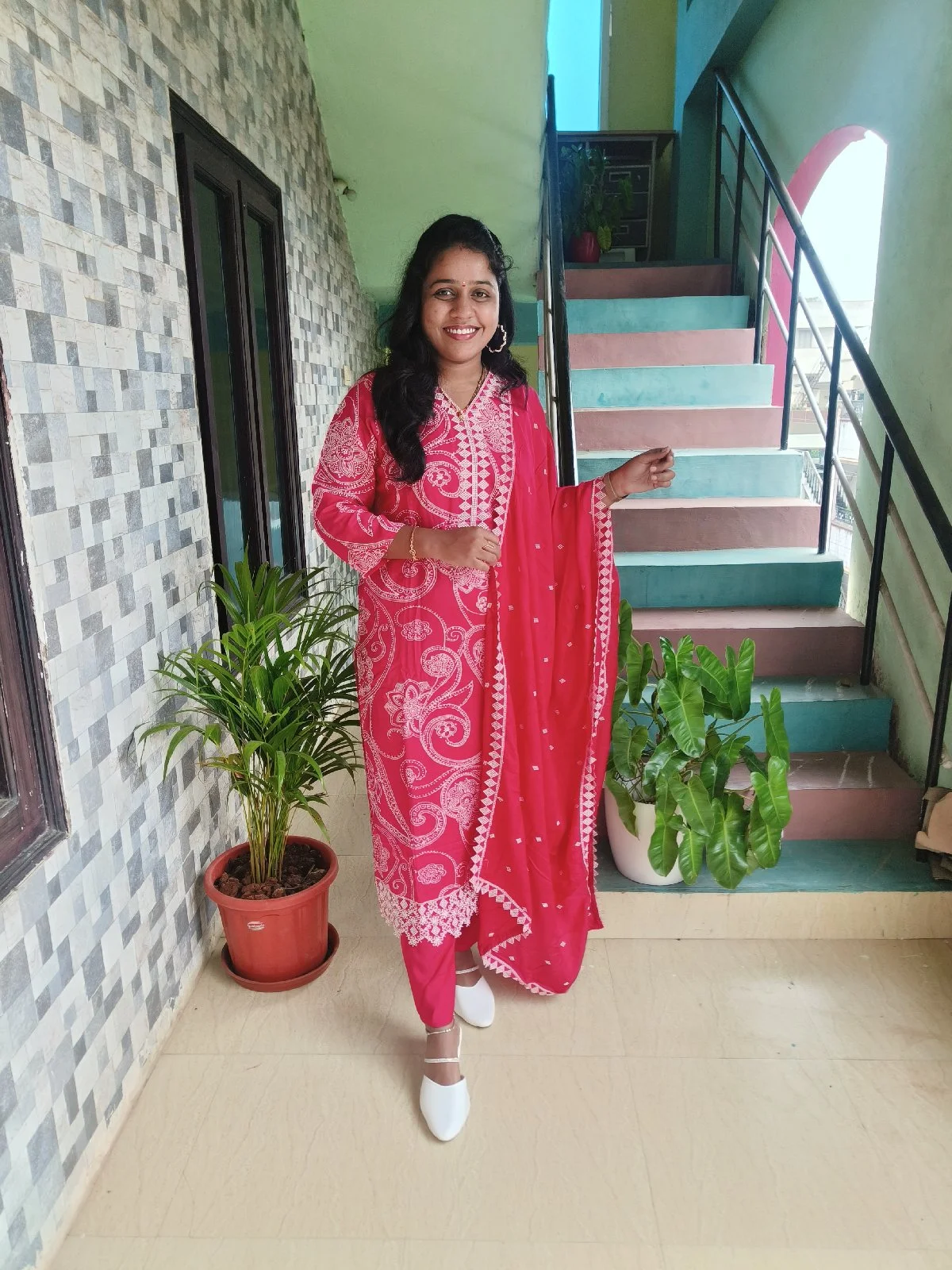 This Soft Chinnon Premium Kurthy Set gives you a beautiful, flowy look with a premium finish… and yes, in a budget-friendly price range! 2