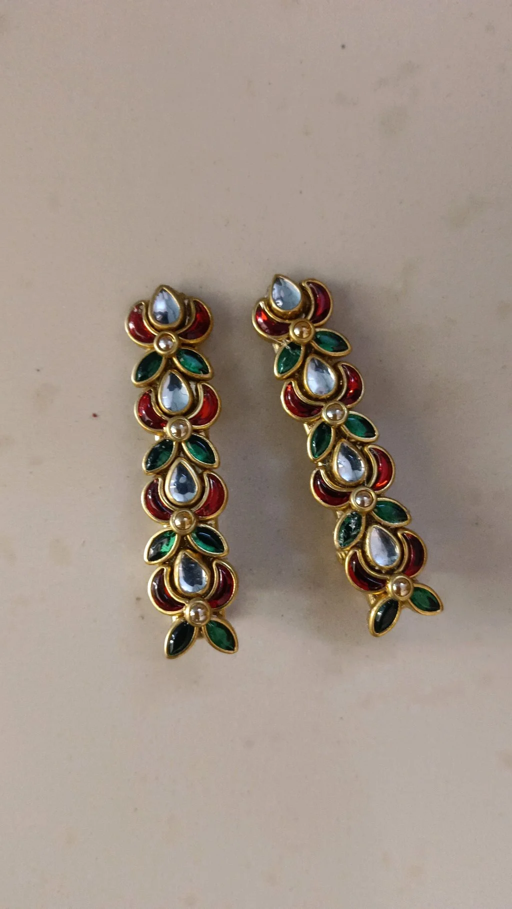 Gold Tone Floral Kundan Enamel Drop Aligrator Clips thumbnail 4
