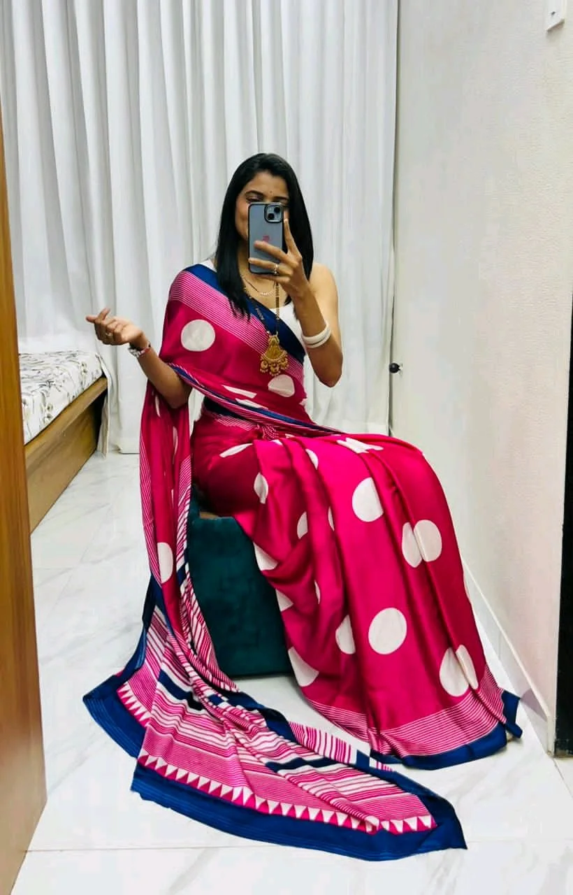 Ajrakh Gajji Bandhej Sarees thumbnail 7