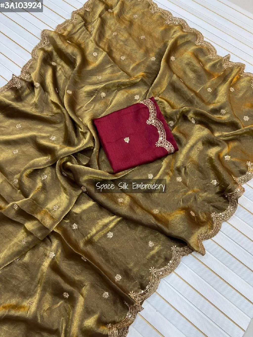 Yellow Space Silk Saree with Scalloped Border and Purple Blouse thumbnail 5