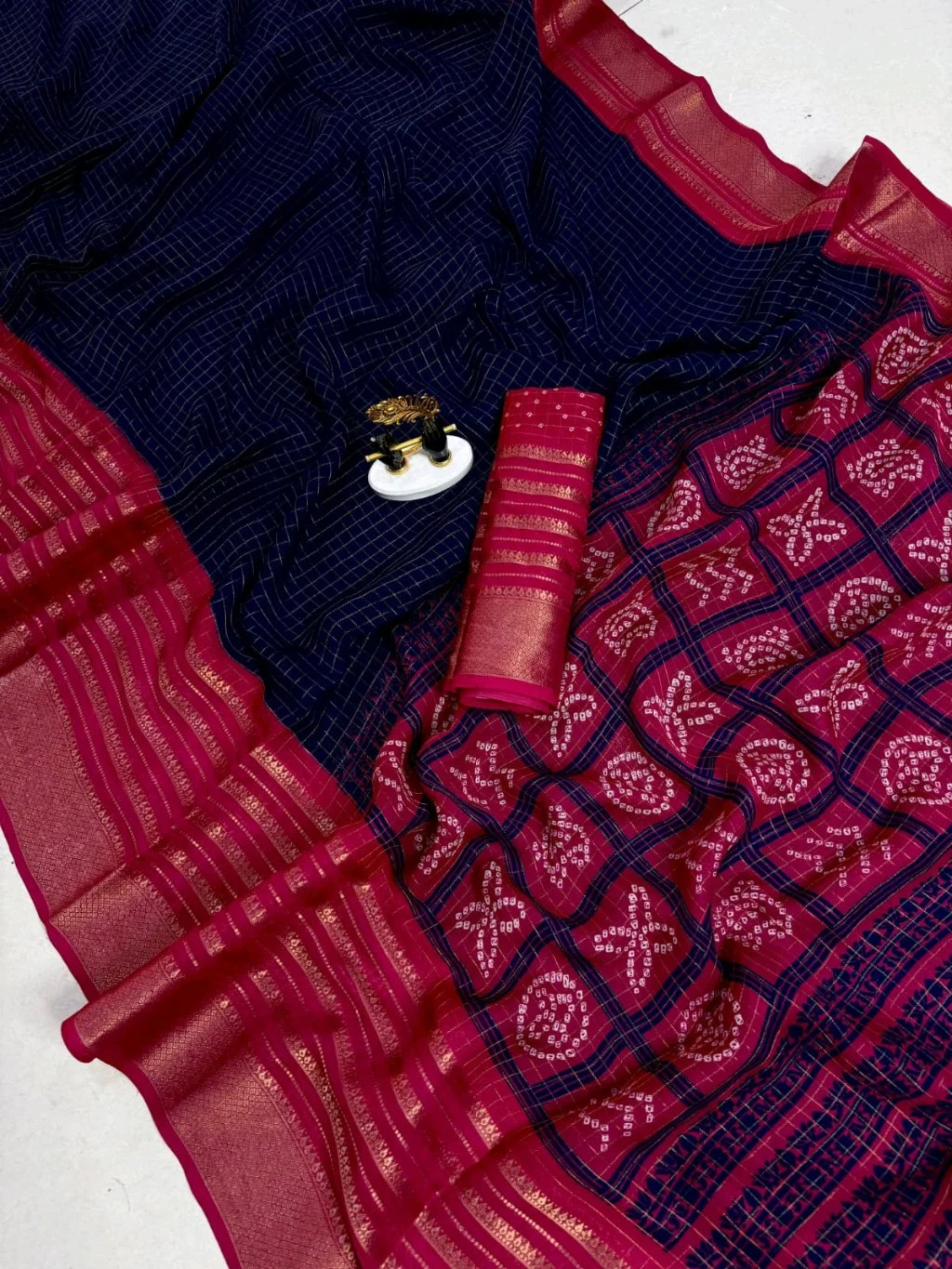 Mysore Silk Saree with Zari Border 7