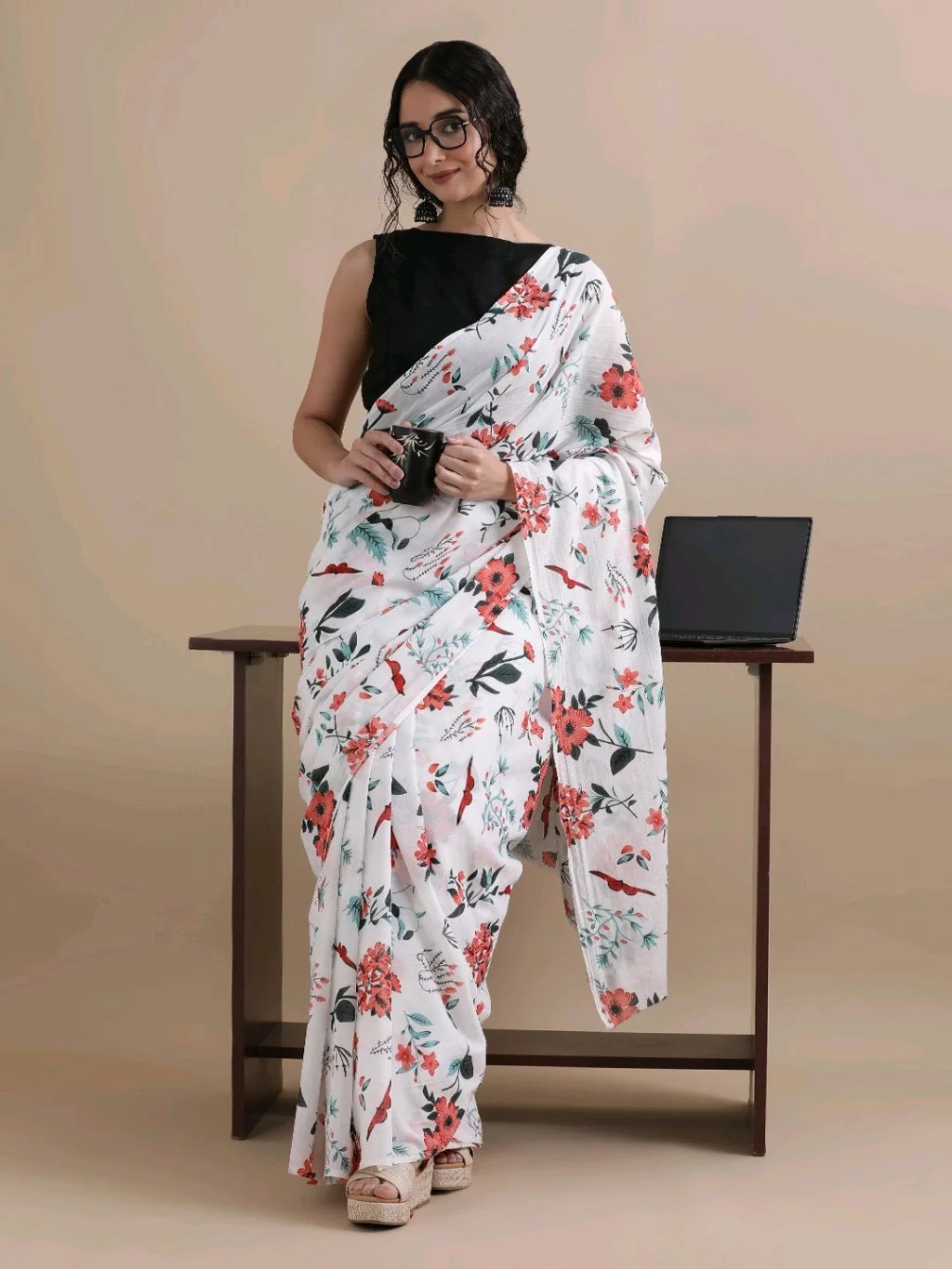 New updateBagru Block Print Cotton mulmul Sarees With Running Blouse Fabric:- Pure Mulmul (9280)Saree:-5.5m+ Blouse:- 1mPrice:- 700 thumbnail 9