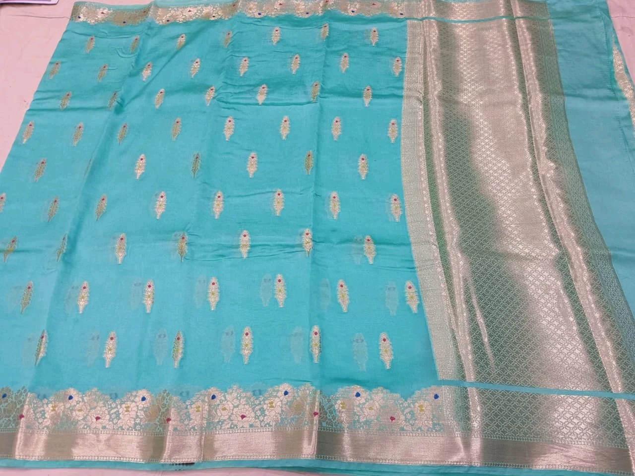 Katan Raw Mango Sarees thumbnail 2