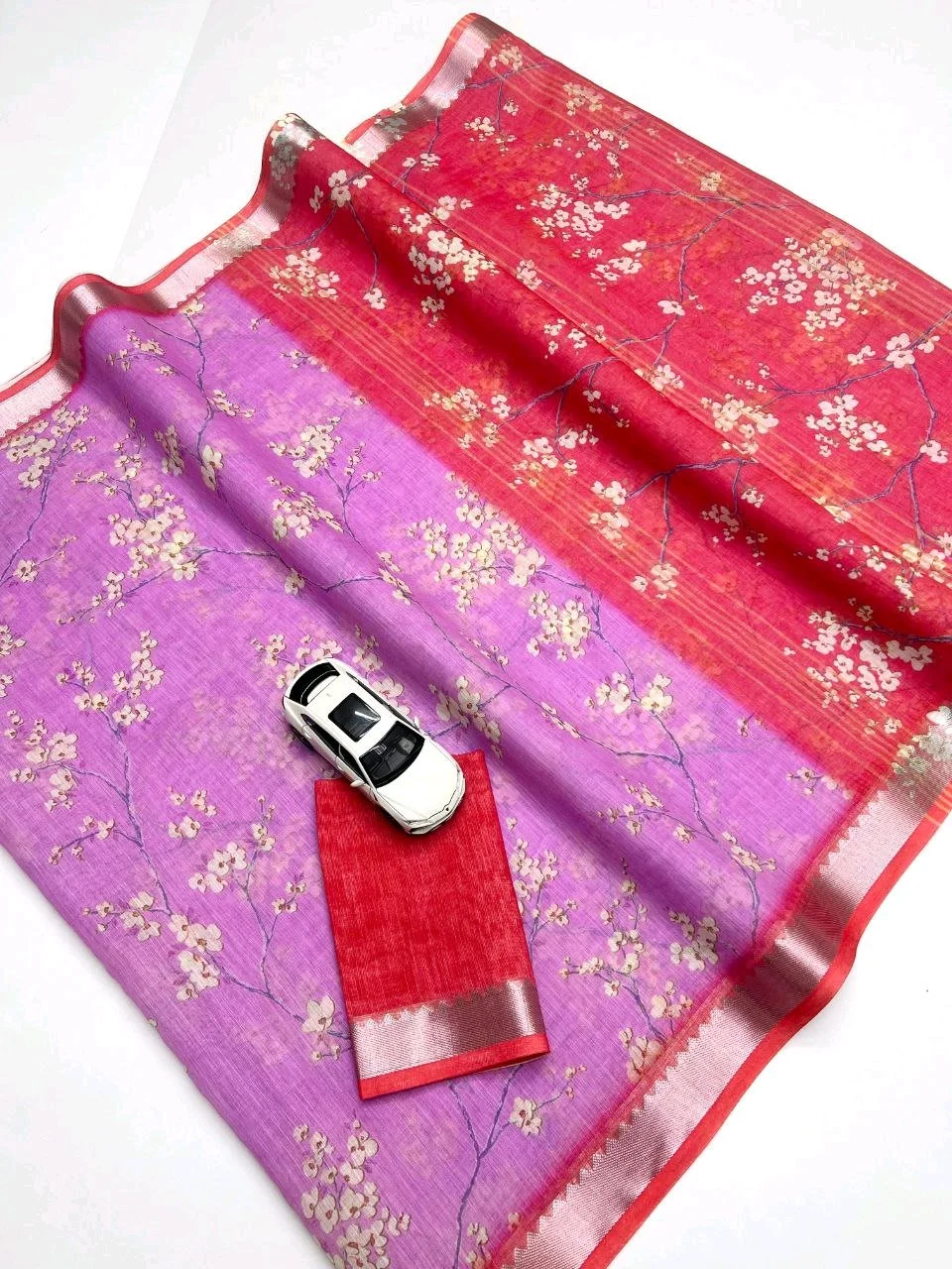 Soft Floral Linen Saree with Teal Blouse Piece thumbnail 6