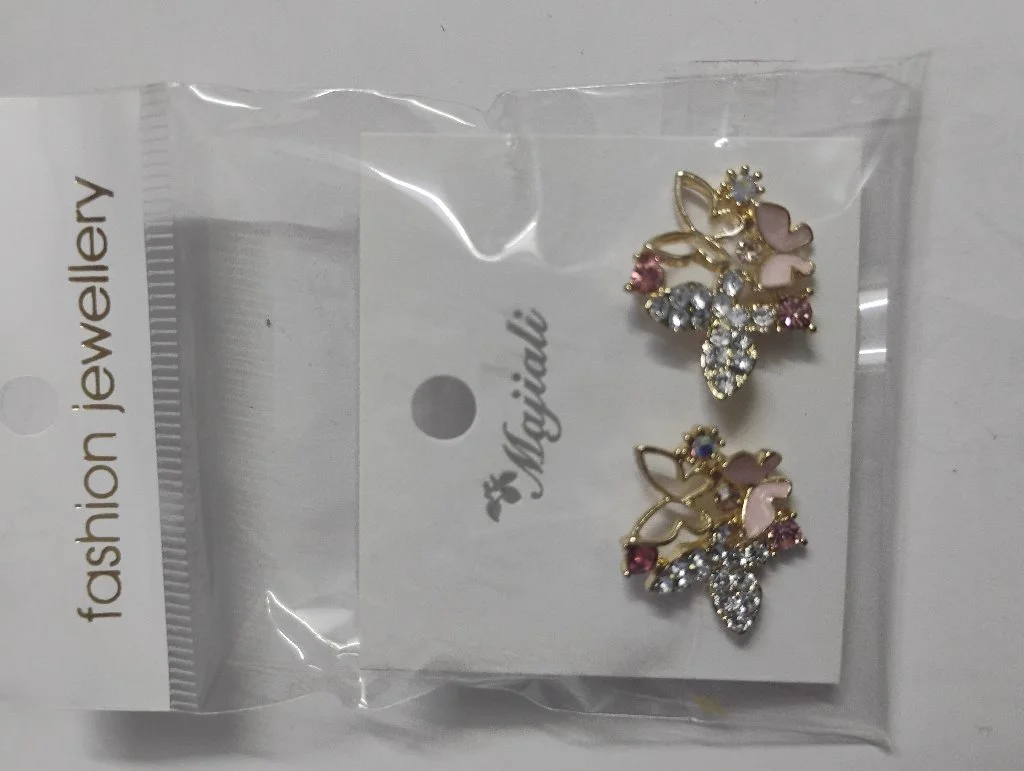 Majiali Gold Toned Floral Rhinestone Stud Earrings