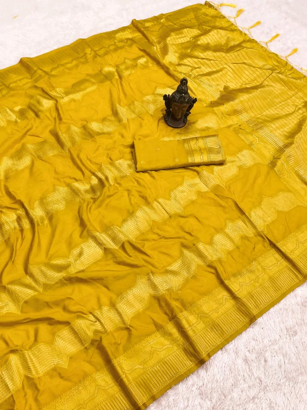 Pure Soft Khadi Georgette Saree 6